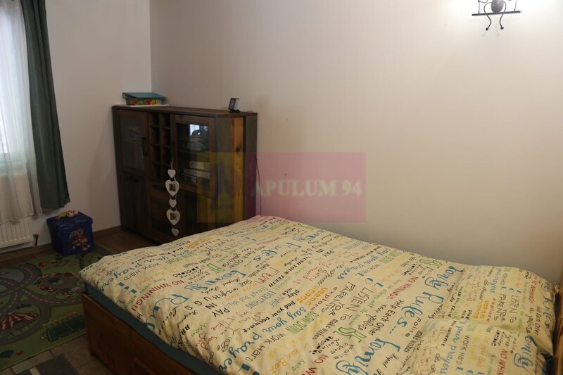Apartament cu 4 camere de vanzare in Busteni