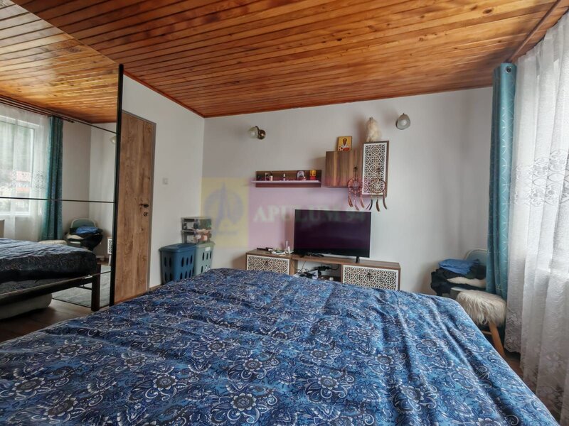 Apartament cu 4 camere de vanzare in Busteni